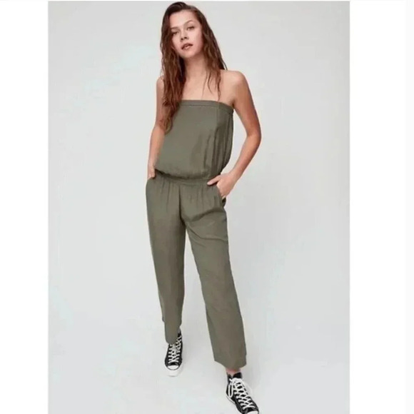 Aritzia Sunday Best Green Taggie Tabata Jumpsuit Pockets Strapless Size Small - Picture 1 of 11